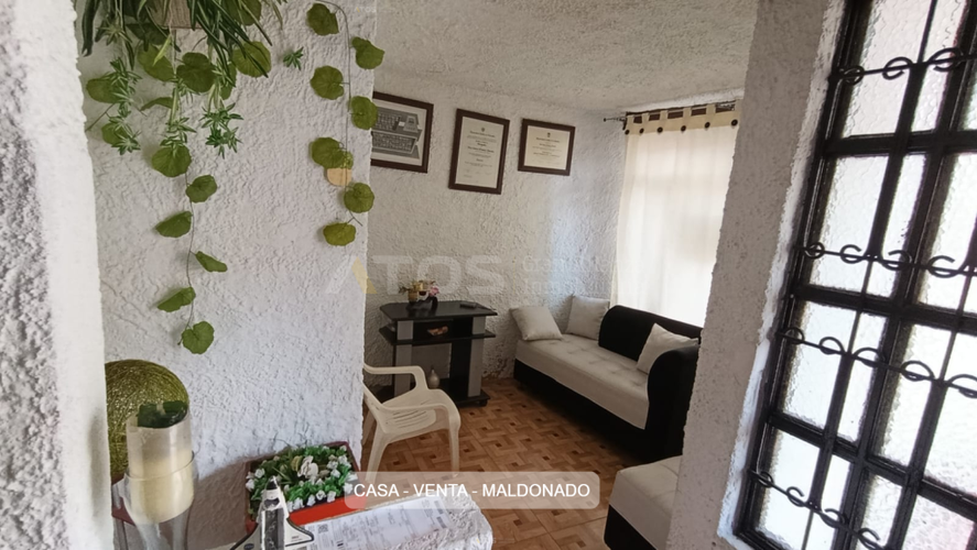 Casa de 4 alcobas en venta en Maldonado, Tunja, 203 m² · foto 2 de 24