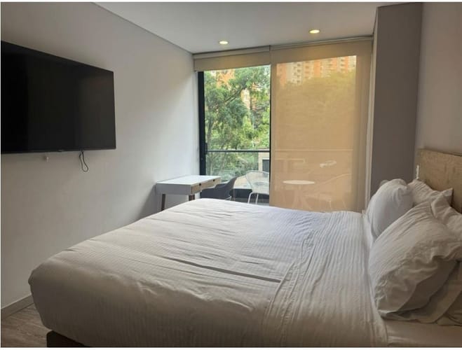 Apartamento en venta en El Poblado, Medellín · foto 6 de 9