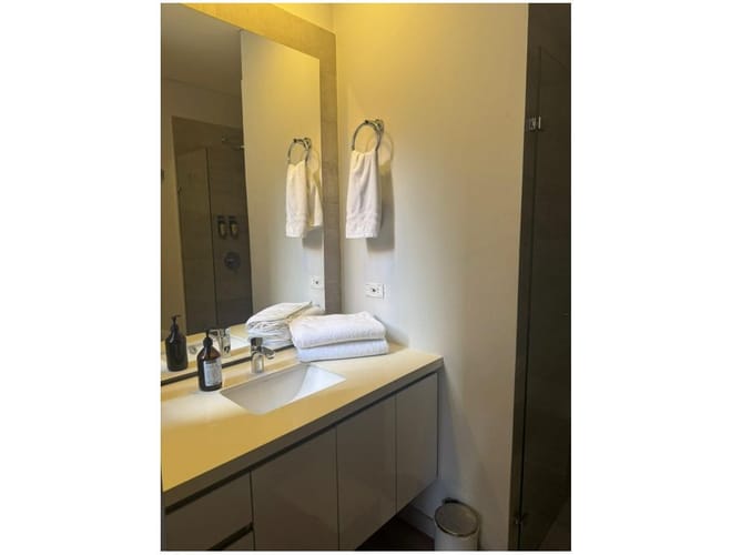 Apartamento en venta en El Poblado, Medellín · foto 9 de 9