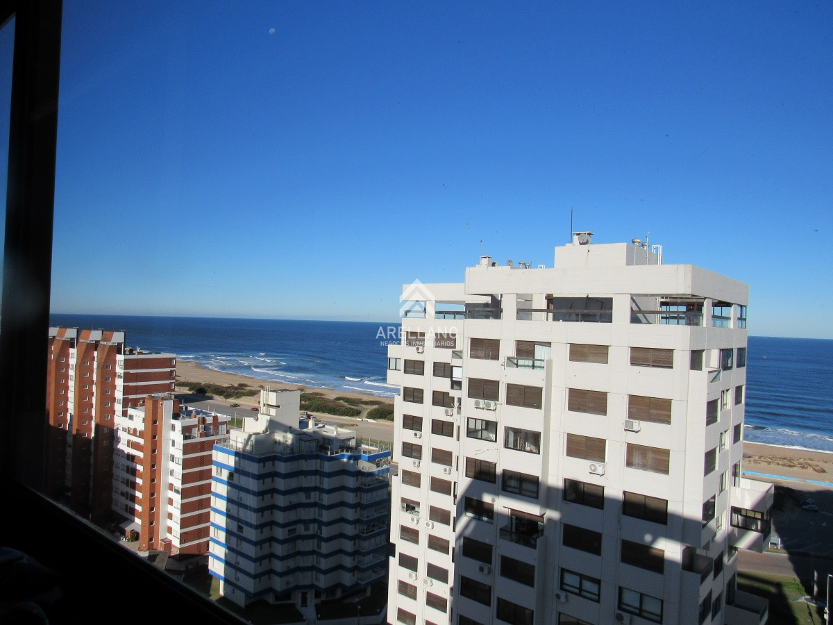 Apartamento en venta en Playa Brava