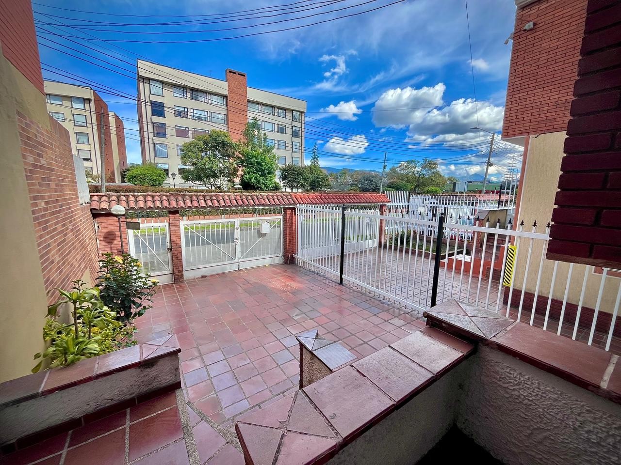 Casa en venta en Niza Suba, Bogotá · foto 3 de 24