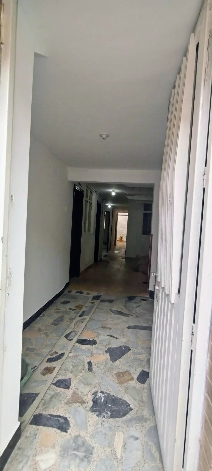 Casa en venta en San Jose, Bogotá · foto 2 de 12