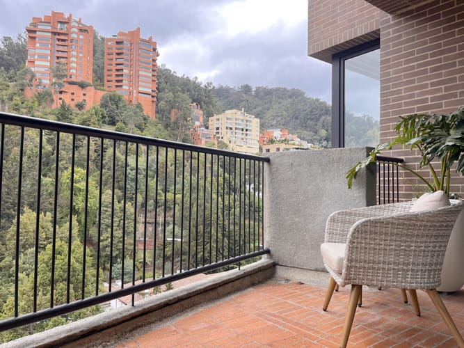 Apartamento de 3 alcobas en venta en La Cabrera, Bogotá, 247 m² · foto 8 de 22