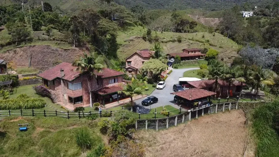 Casa de 3 alcobas en venta en Santa Elena, El Retiro · foto 4 de 24