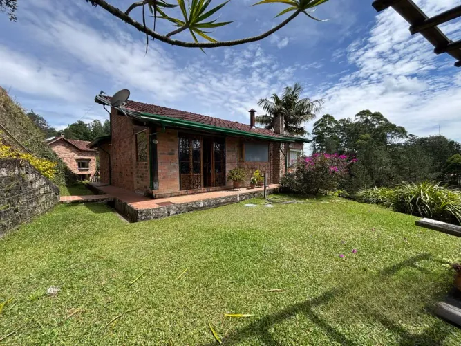 Casa de 3 alcobas en venta en Santa Elena, El Retiro · foto 9 de 24