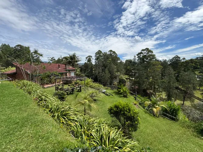 Casa de 3 alcobas en venta en Santa Elena, El Retiro · foto 11 de 24