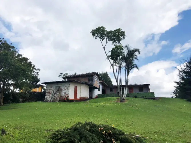 Lote en venta en El Salado, El Carmen de Viboral, 25600 m² · foto 3 de 17