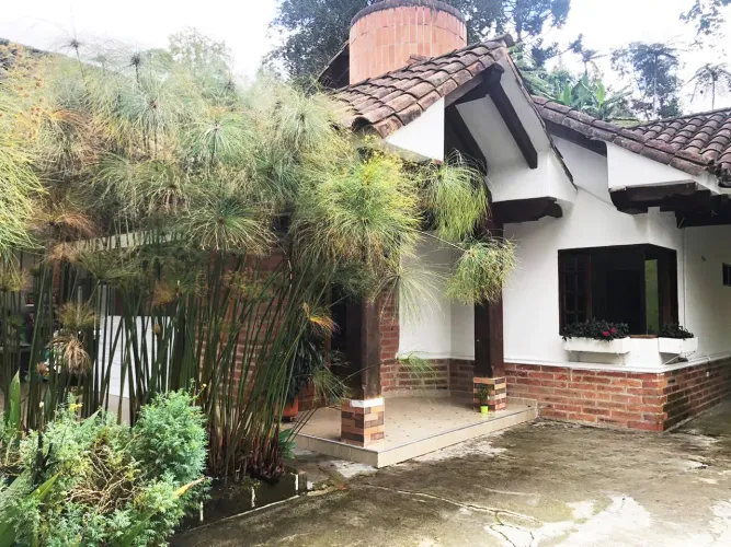 Casa de 5 alcobas en venta en El Chuscal, El Retiro · foto 3 de 24