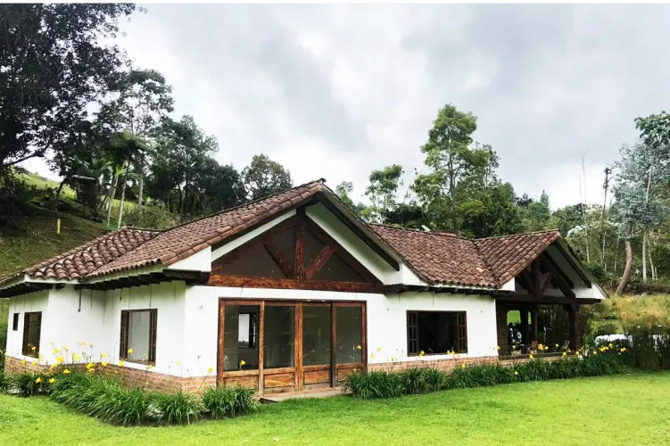 Casa de 5 alcobas en venta en El Chuscal, El Retiro · foto 5 de 24