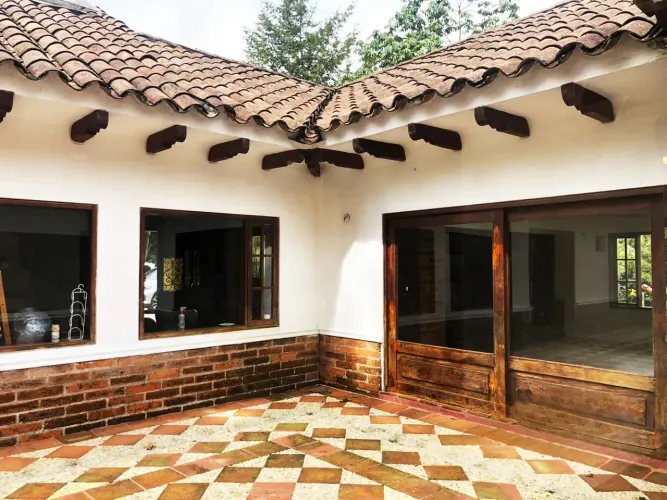 Casa de 5 alcobas en venta en El Chuscal, El Retiro · foto 23 de 24