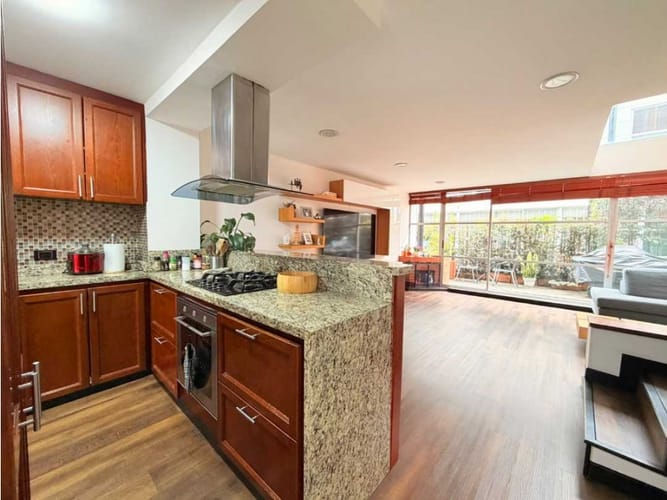 Apartaestudio en venta en Gratamira, Bogotá, 184 m² · foto 7 de 23