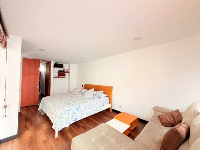 Apartaestudio en venta en Gratamira, Bogotá, 184 m² · foto 22 de 23