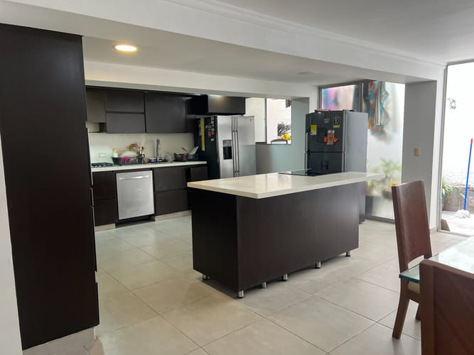 Casa de 4 alcobas en venta en Belen La Palma, Medellín, 258 m² · foto 3 de 24