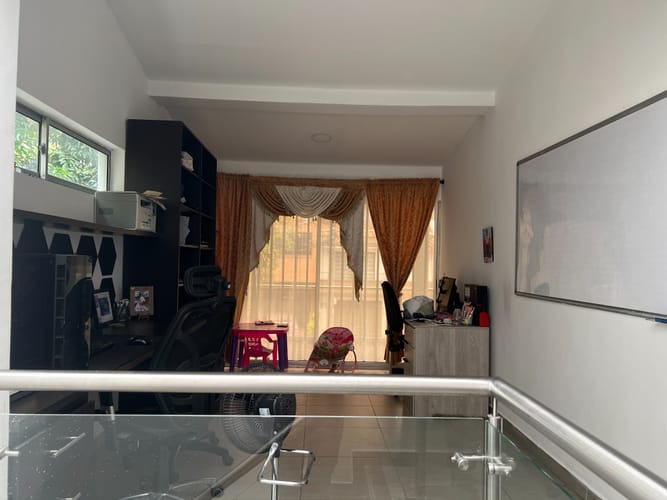 Casa de 4 alcobas en venta en Belen La Palma, Medellín, 258 m² · foto 13 de 24
