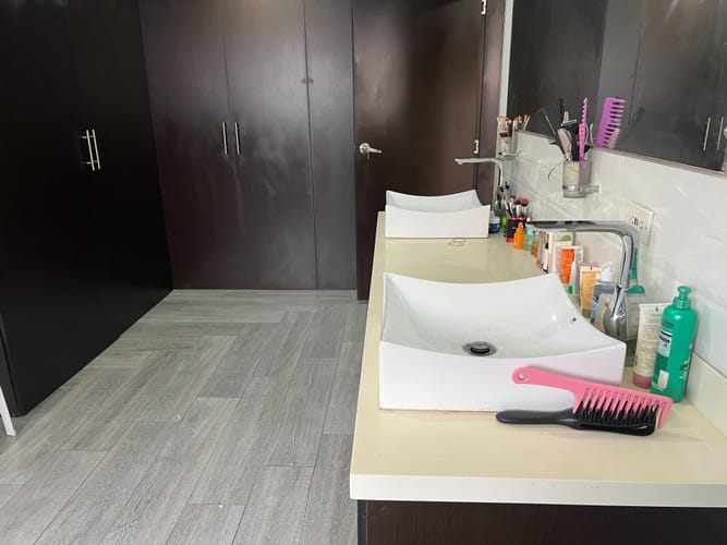 Casa de 4 alcobas en venta en Belen La Palma, Medellín, 258 m² · foto 18 de 24