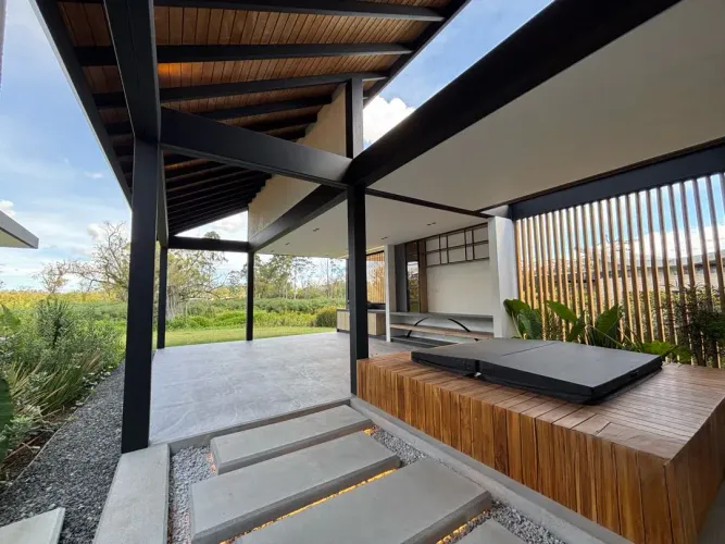 Casa de 3 alcobas en venta en El Tablazo, Rionegro, 1700 m² · foto 3 de 22