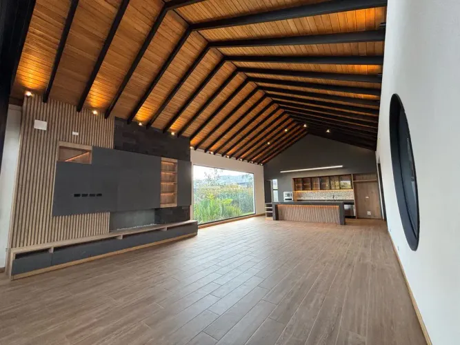 Casa de 3 alcobas en venta en El Tablazo, Rionegro, 1700 m² · foto 4 de 22