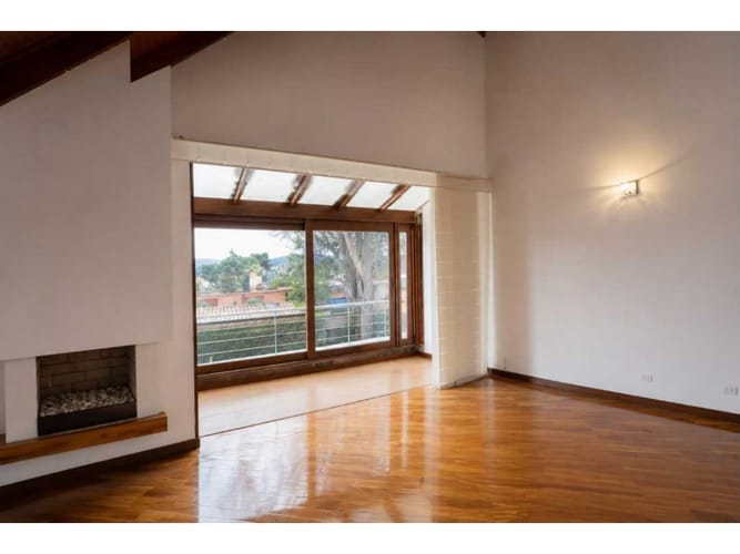Casa de 5 alcobas en arriendo en San Jose De Bavaria, Bogotá, 550 m² · foto 24 de 24