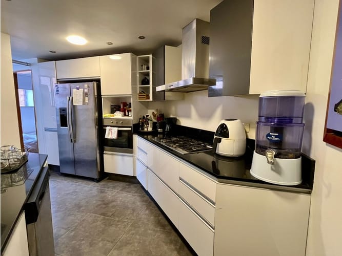 Apartamento en venta en Los Rosales, Bogotá, 177 m² · foto 11 de 22