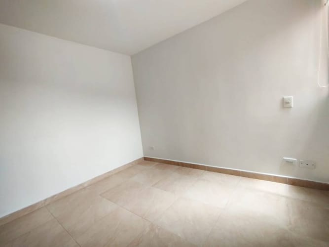 Apartamento de 2 alcobas en arriendo en Quitasol, Bello, 65 m² · foto 5 de 14