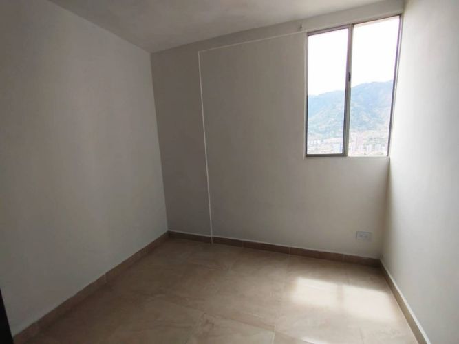 Apartamento de 2 alcobas en arriendo en Quitasol, Bello, 65 m² · foto 10 de 14