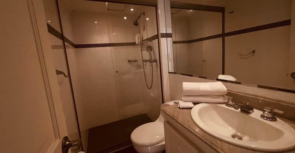 Apartamento en venta en Oviedo, Medellín · foto 11 de 24