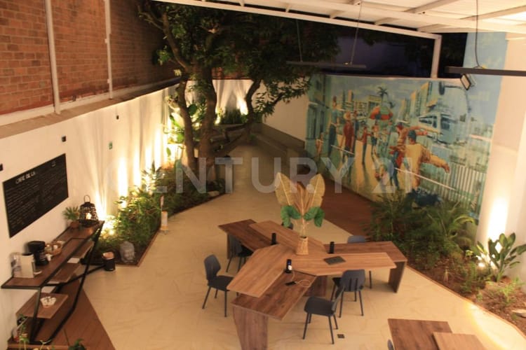 Edificio en venta en Bolivariana, Medellín, 380 m² · foto 17 de 24