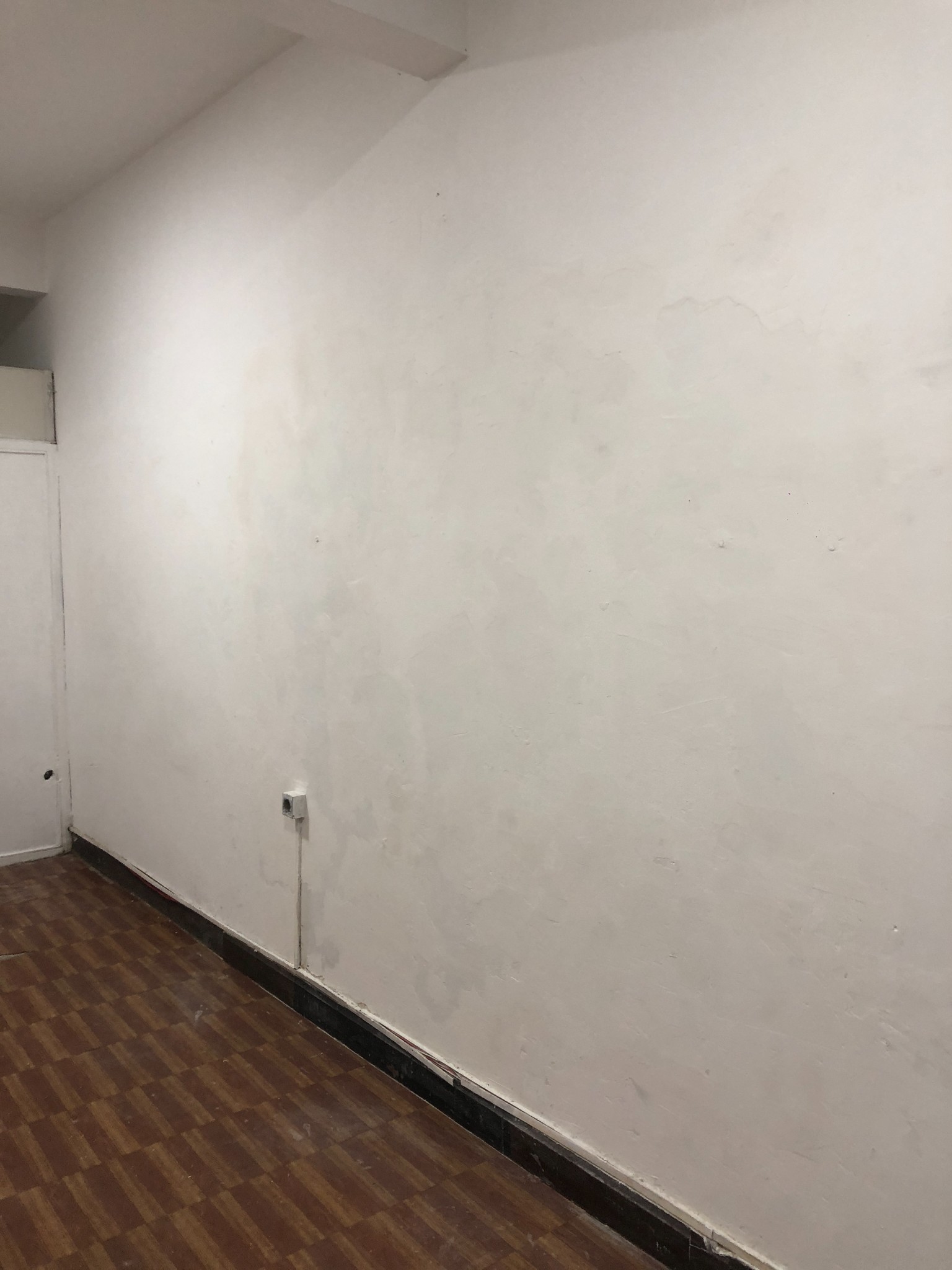 ¡LOCAL COMERCIAL 30 M² EN ALQUILER LA COMERCIAL! · Foto 2