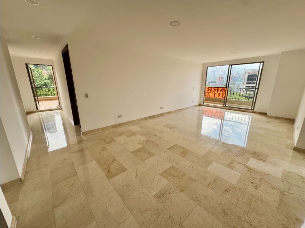 Apartamento en venta en El Poblado, Medellín · foto 5 de 21