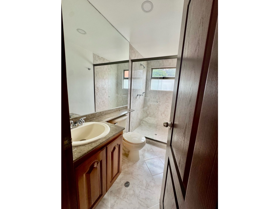 Apartamento en venta en El Poblado, Medellín · foto 12 de 21