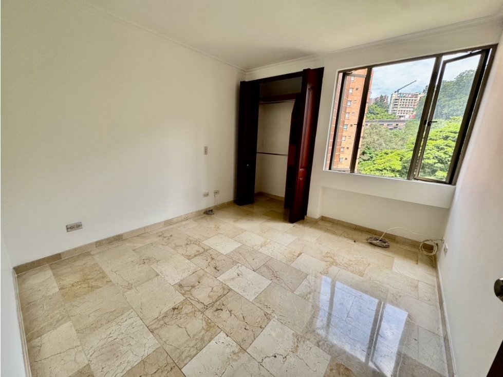 Apartamento en venta en El Poblado, Medellín · foto 16 de 21