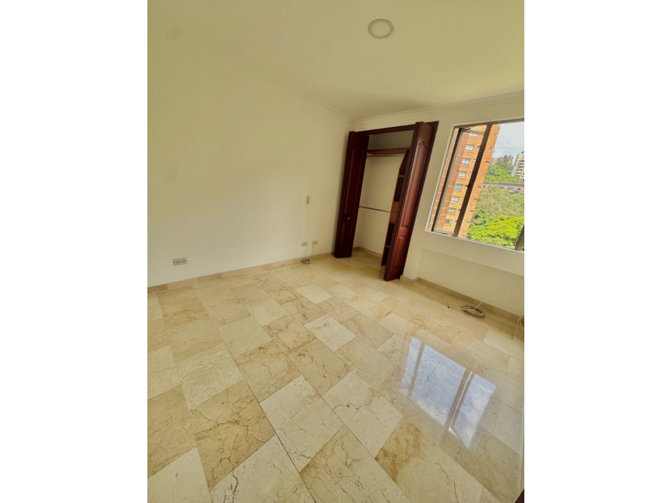 Apartamento en venta en El Poblado, Medellín · foto 17 de 21