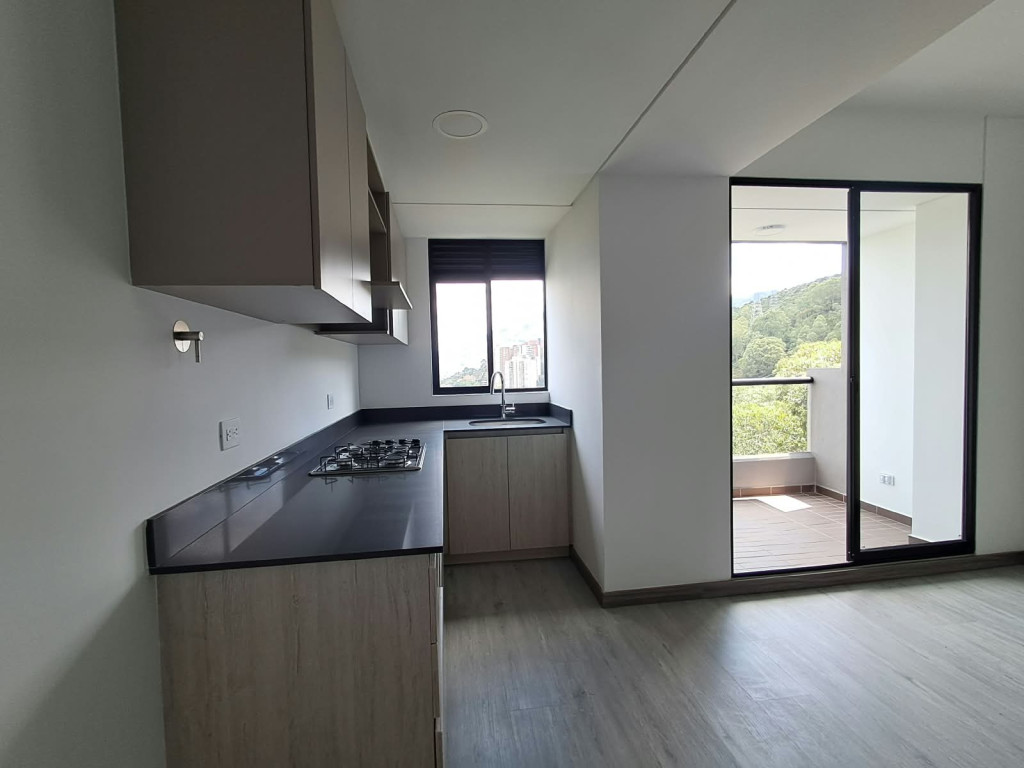 Apartamento en venta en El Poblado, Medellín · foto 6 de 21
