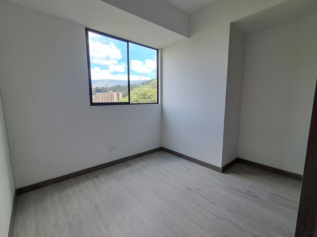 Apartamento en venta en El Poblado, Medellín · foto 14 de 21