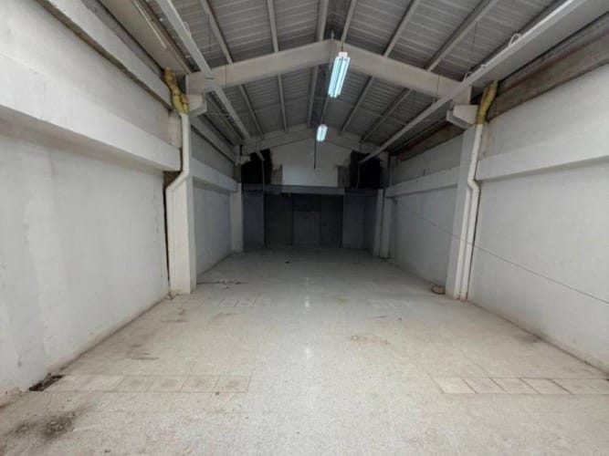 Bodega en arriendo en Zona Centro, Envigado, 340 m² · foto 5 de 7