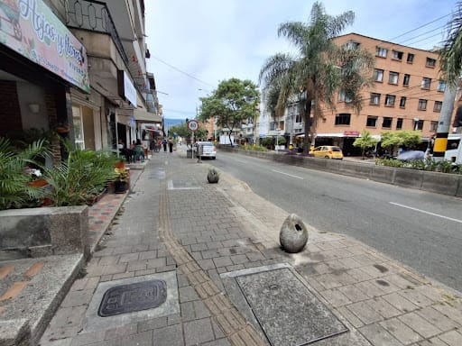 Local en venta en El Carmelo, Itagüí, 45 m² · foto 4 de 13