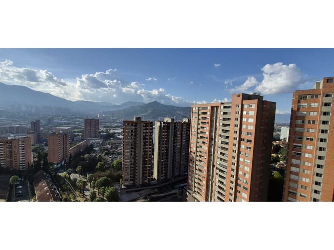 Apartamento en venta en Alto De Las Flores, Sabaneta · foto 3 de 19