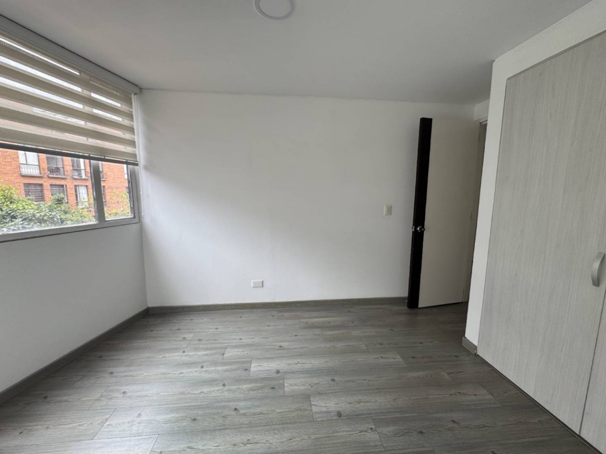 Apartamento en venta en Santa Barbara Central, Bogotá · foto 8 de 24