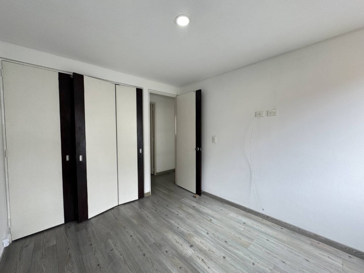 Apartamento en venta en Santa Barbara Central, Bogotá · foto 12 de 24