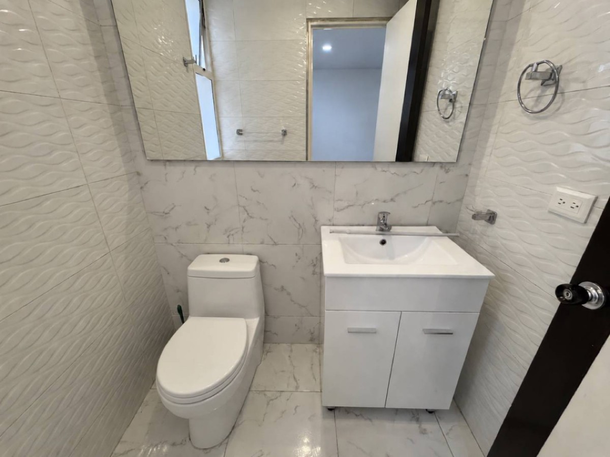 Apartamento en venta en Santa Barbara Central, Bogotá · foto 18 de 24