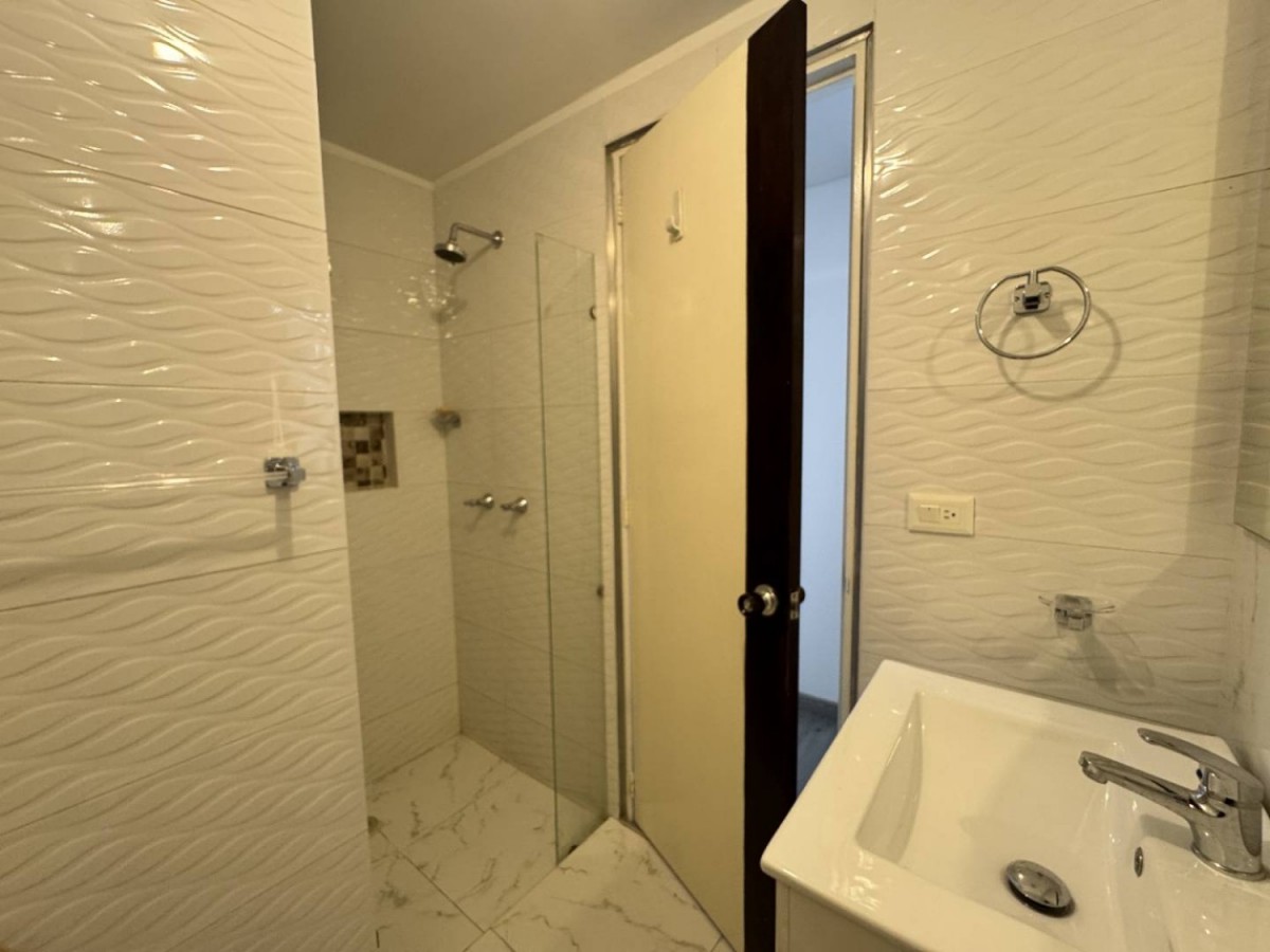 Apartamento en venta en Santa Barbara Central, Bogotá · foto 19 de 24