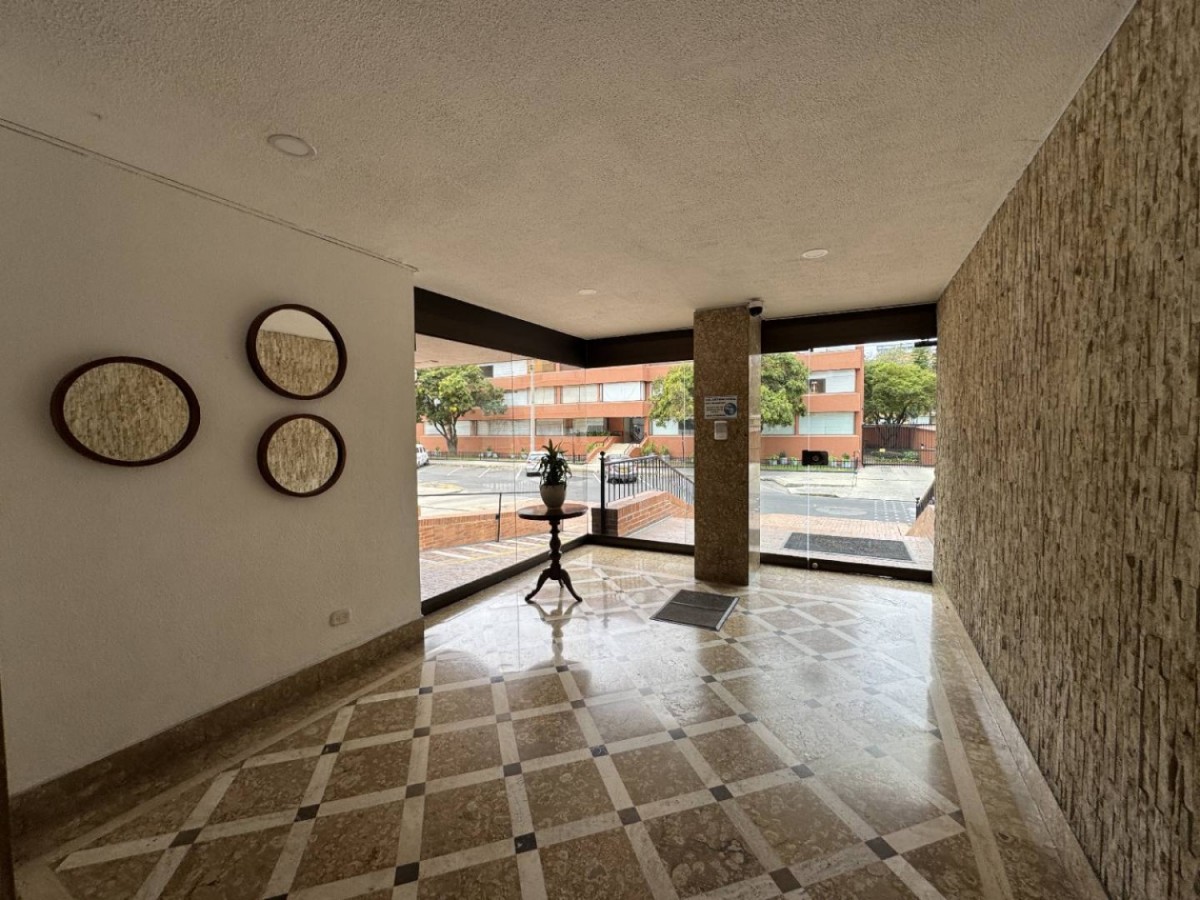 Apartamento en venta en Santa Barbara Central, Bogotá · foto 22 de 24