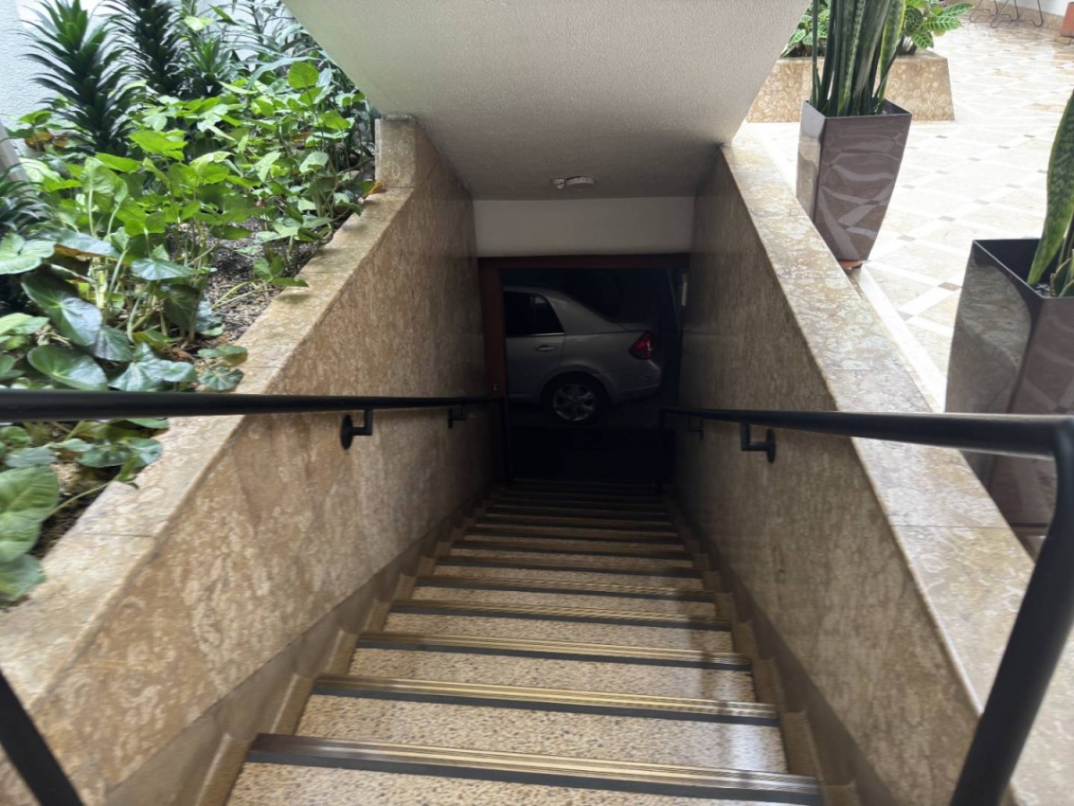 Apartamento en venta en Santa Barbara Central, Bogotá · foto 24 de 24