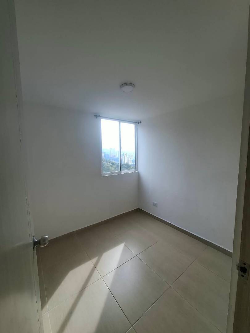 Apartamento en arriendo en Maria Auxiliadora, Sabaneta · foto 6 de 16