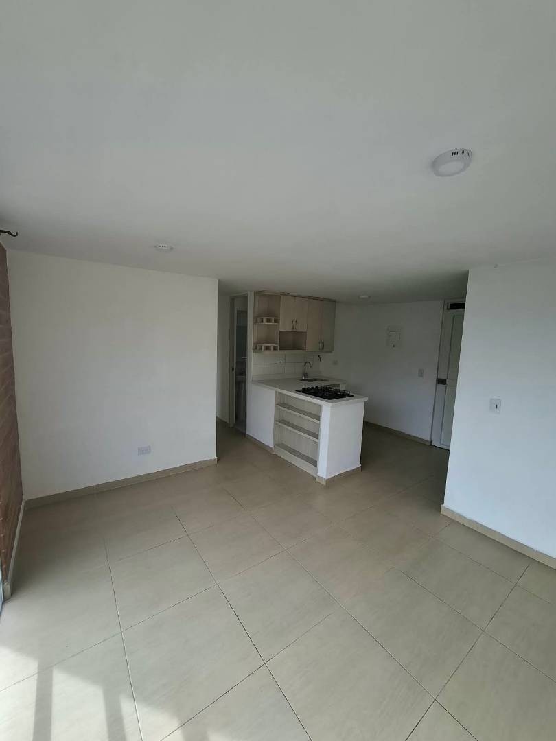 Apartamento en arriendo en Maria Auxiliadora, Sabaneta · foto 9 de 16