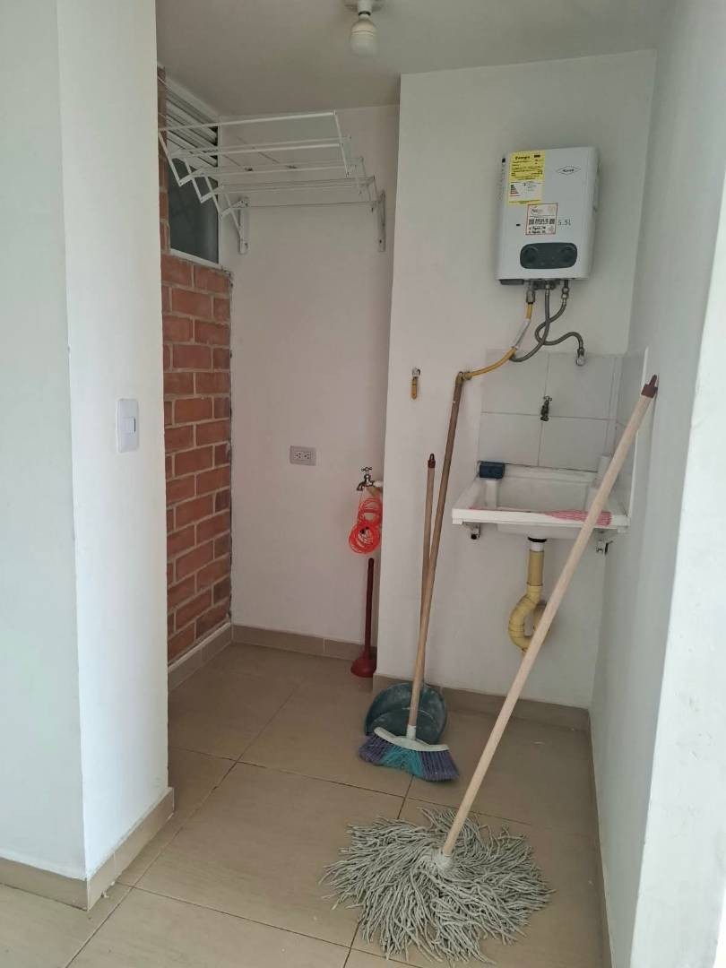 Apartamento en arriendo en Maria Auxiliadora, Sabaneta · foto 15 de 16