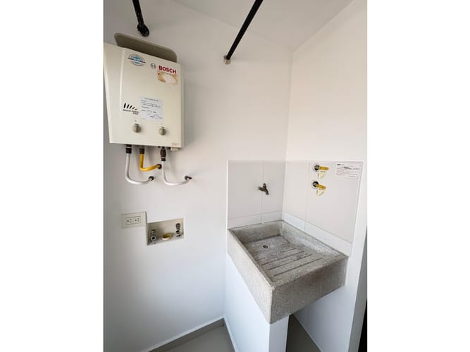 Apartamento de 3 alcobas en arriendo en Entre Amigos, Medellín, 80 m² · foto 11 de 14