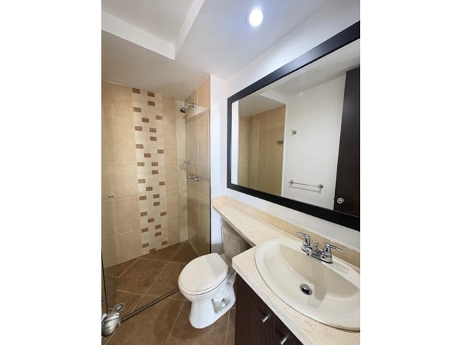 Apartamento de 3 alcobas en arriendo en Entre Amigos, Medellín, 80 m² · foto 12 de 14