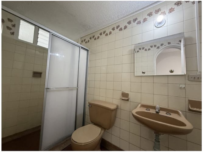 Apartamento de 3 alcobas en venta en Salvador Allende Bajo, Armenia, 156 m² · foto 9 de 24