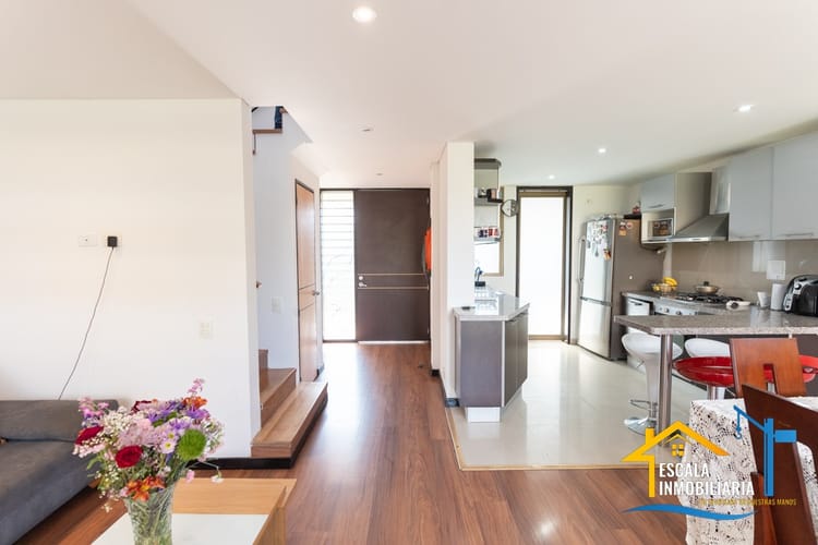 Casa de 3 alcobas en venta en Pueblo Viejo, Cota, 111 m² · foto 2 de 21